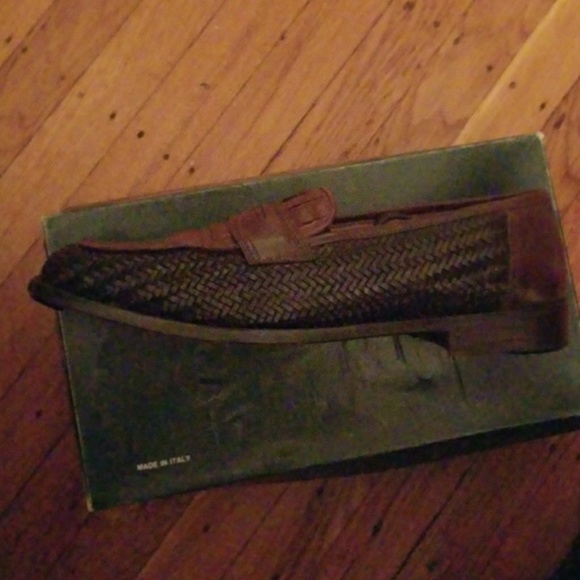 Shoes - Picture 2 of 6